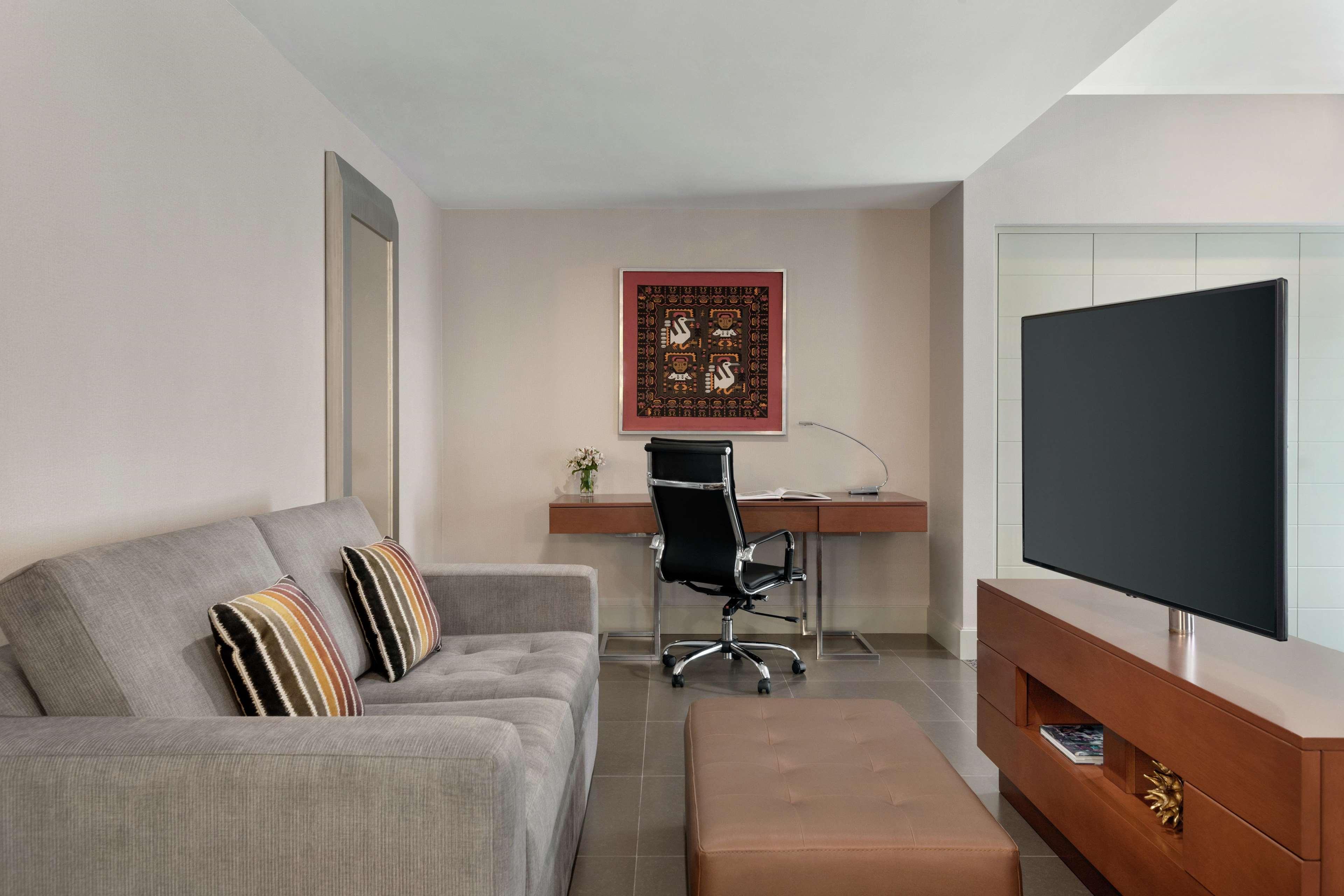 Doubletree By Hilton Lima Miraflores El Pardo Exterior photo