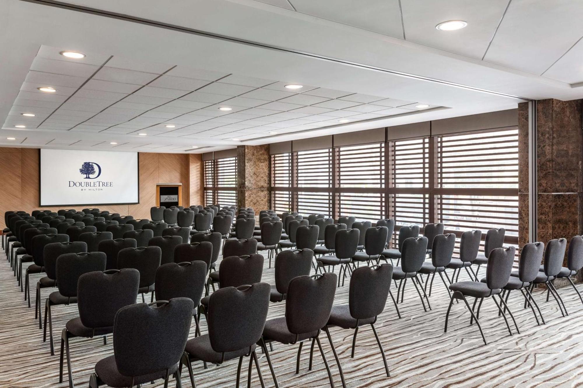 Doubletree By Hilton Lima Miraflores El Pardo Exterior photo