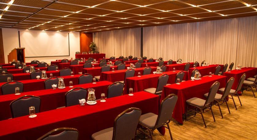 Doubletree By Hilton Lima Miraflores El Pardo Exterior photo